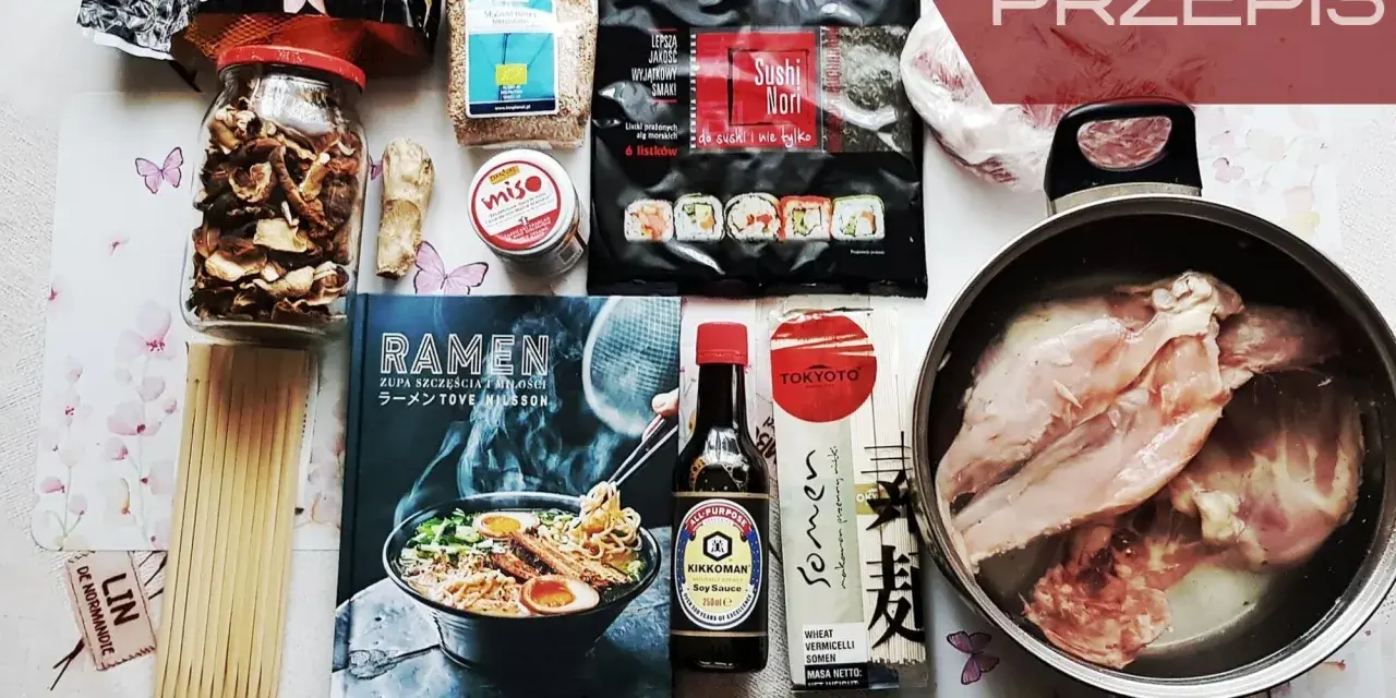 Składniki na pyszny ramen na pierwszy raz: suszone grzyby, nori, sos sojowy, makaron somen, sezam i kurczak do bulionu.
